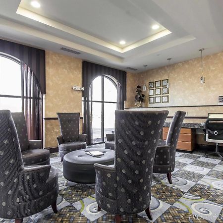 Comfort Suites Смирна Экстерьер фото