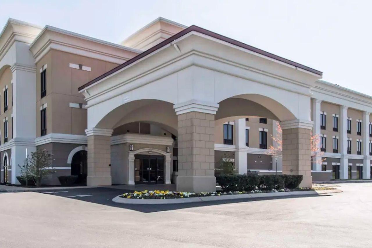 Comfort Suites Смирна Экстерьер фото