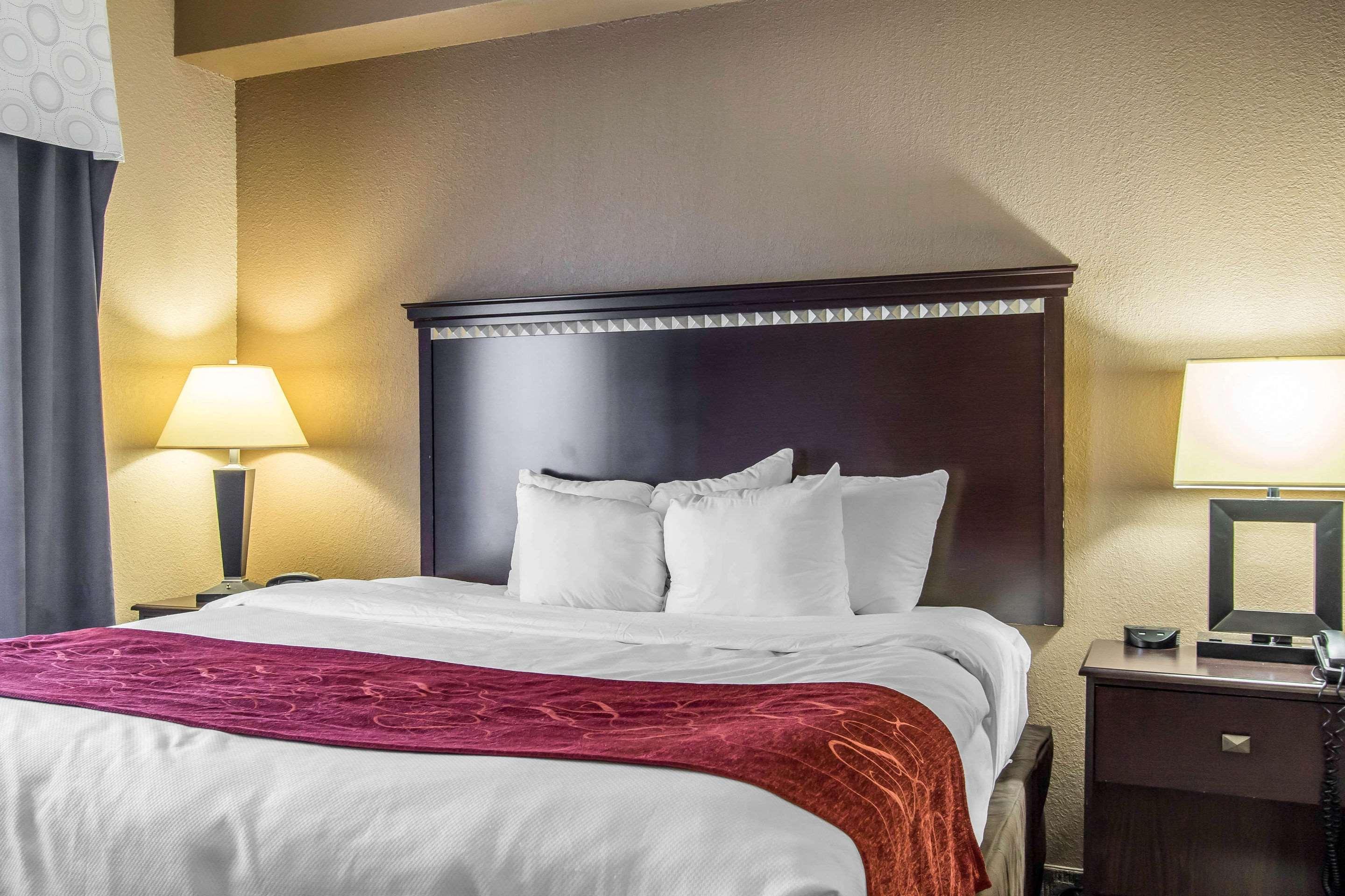 Comfort Suites Смирна Экстерьер фото