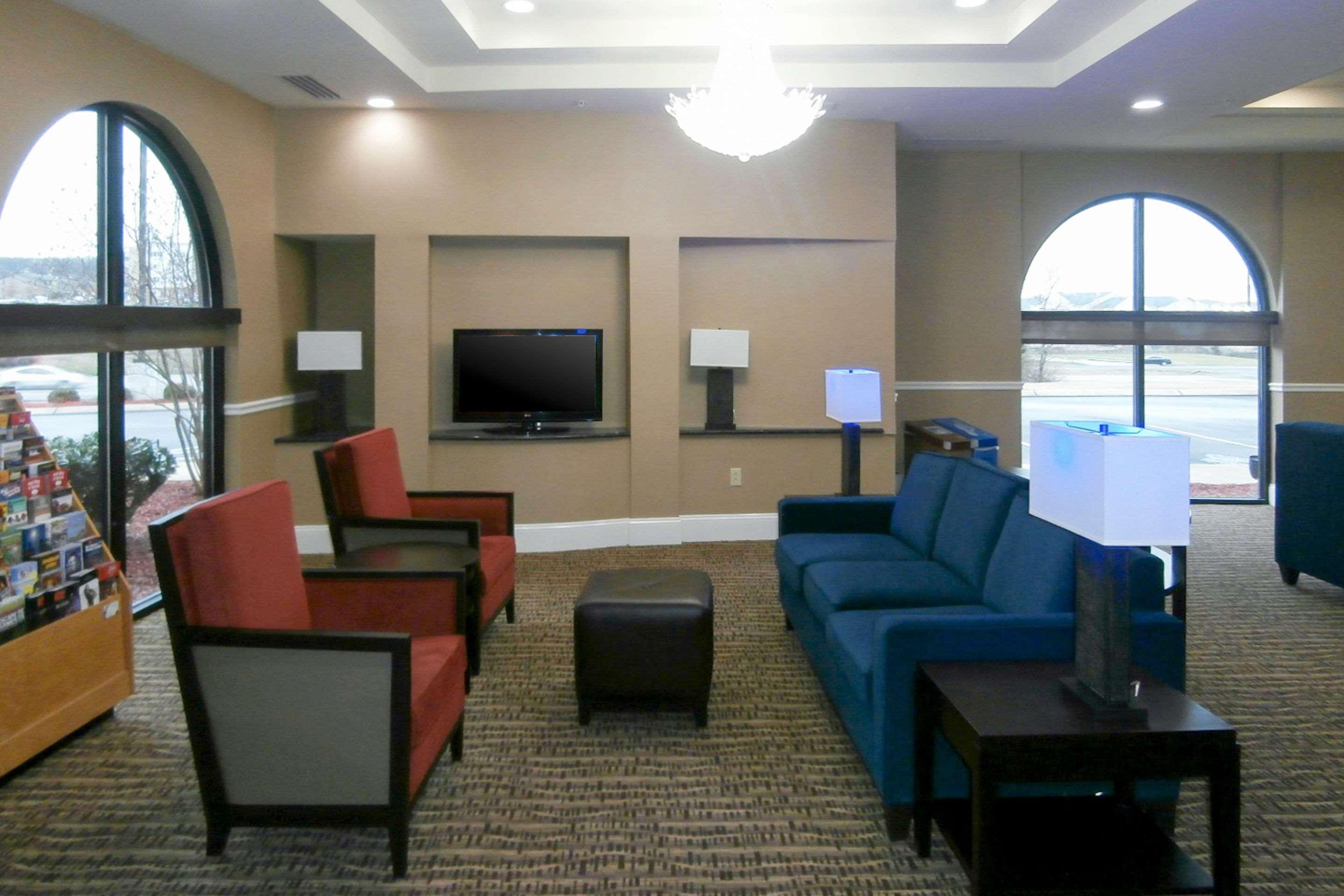 Comfort Suites Смирна Экстерьер фото