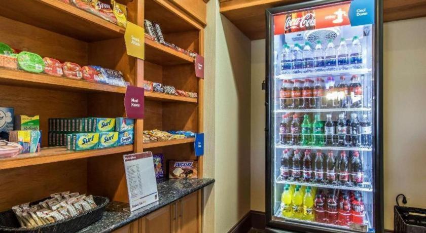 Comfort Suites Смирна Экстерьер фото