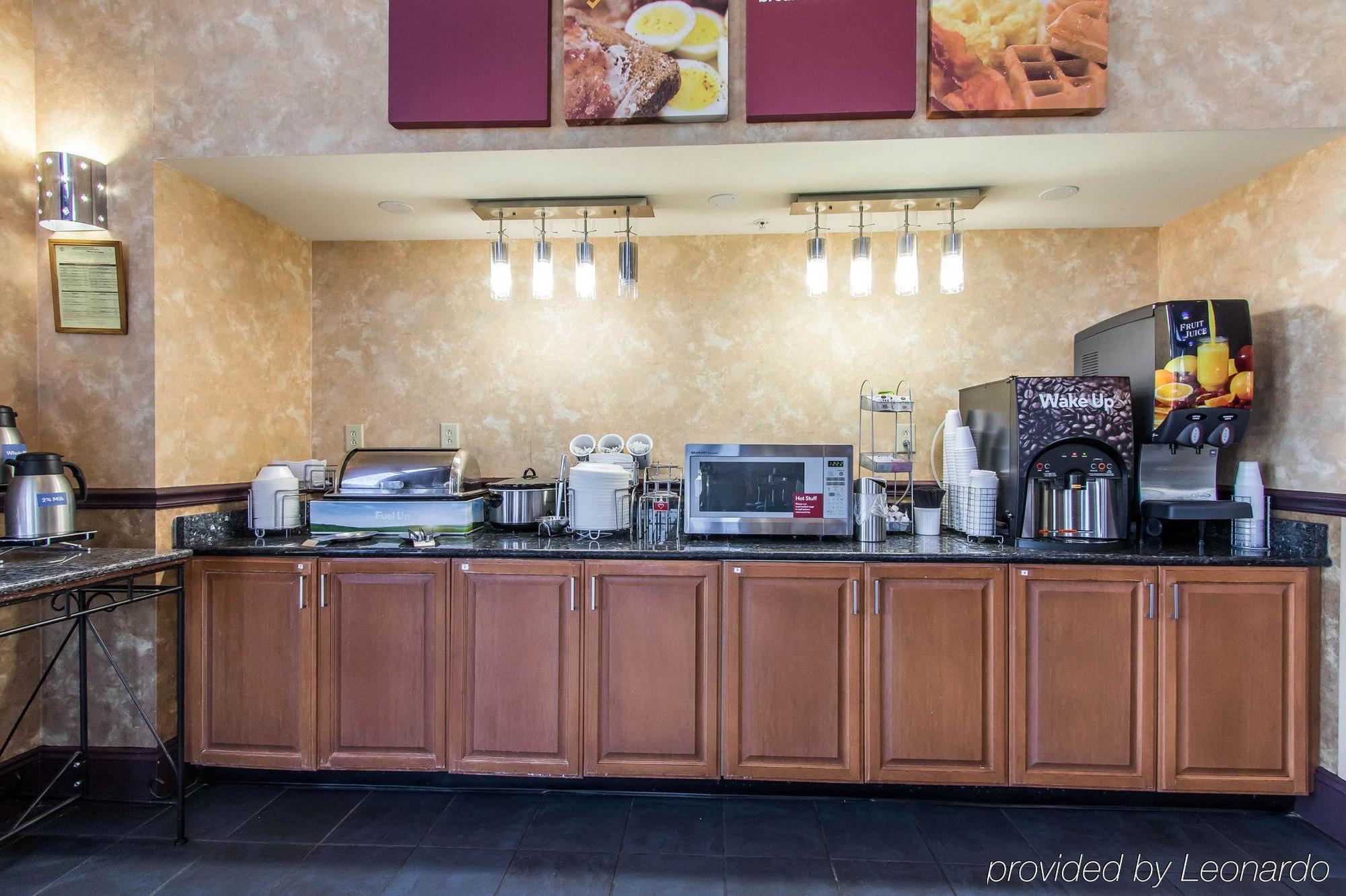 Comfort Suites Смирна Экстерьер фото